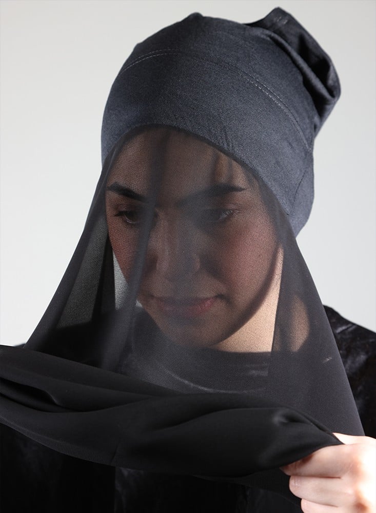 Hijab/Scarf with Black Bandana